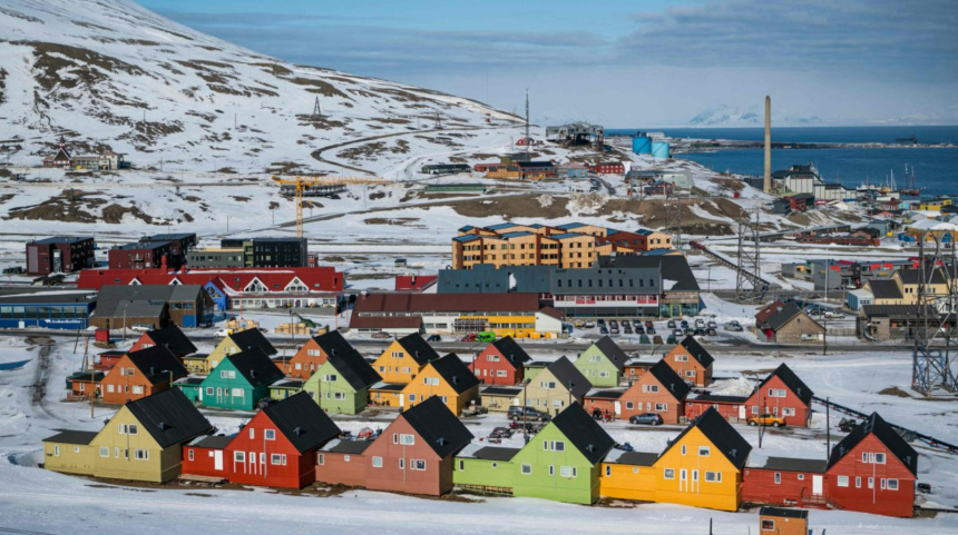 svalbard norveç, svalbard takımadaları, svalbard nerede, svalbard adası nerede, svalbard yaşayan türkler