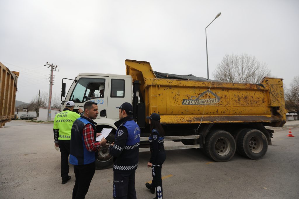 muğla kaçak hafriyat, muğla hafriyat, muğla kaçak hafriyat denetimi, muğla büyükşehir belediyesi kaçak hafriyat, muğla büyükşehir belediyesi denetim
