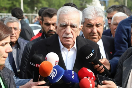 ahmet türk, ahmet türk son dakika, ahmet türk hastaneye kaldırıldı, dem parti, imralı heyeti