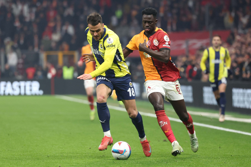 fenerbahçe galatasaray maç kadrosu, galatasaray fenerbahçe muhtemel 11, fenerbahçe maç kadrosu ilk 11, fenerbahçe galatasaray kadro, gs fb maç kadrosu