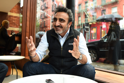 chobani, hamdi ulukaya, chobani ne demek, hamdi ulukaya kimdir, chobani sahibi