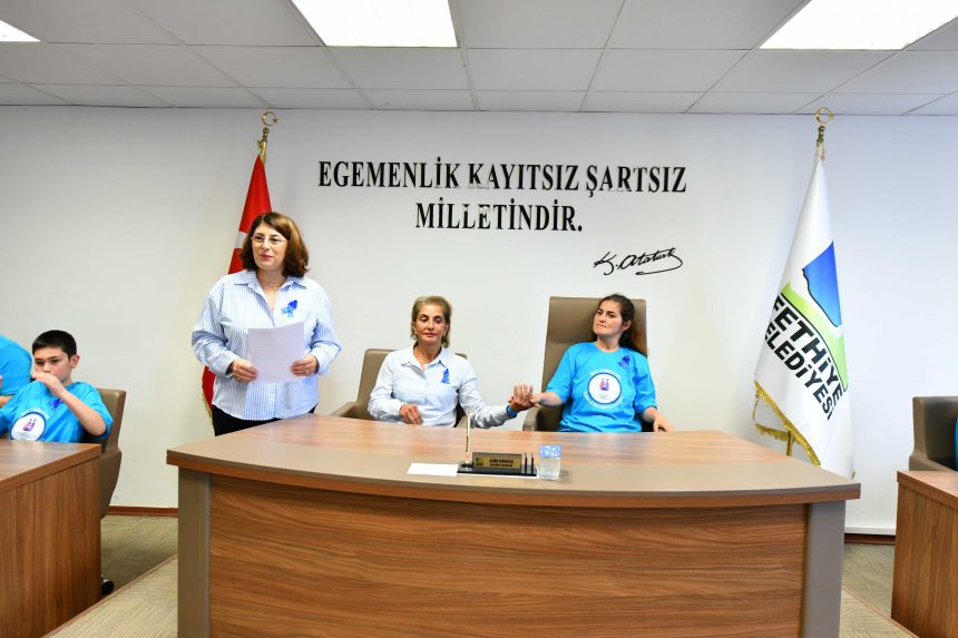 Fethiye Otizm Derneği, Fethiye Otizm Derneği açıklama, Fethiye Belediye Meclis Toplantısı, Alim karaca otizm açıklaması fethiye belediyesi otizm