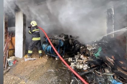 seydikemer ev yangını seydikemer yangın Bağlıağaç Mahallesi yangın