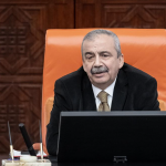 sırrı süreyya önder kimdir, sırrı süreyya önder kim, sırrı süreyya önder hangi partiden, sırrı süreyya önder nerelidir, sırrı süreyya önder yaş
