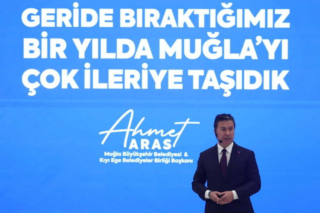 muğla 1 yılı değerlendirme ve bilgilendirme toplantısı, muğla ahmet aras, muğlada son 1 yıl, muğla büyükşehir belediyesi, muğla büyükşehir belediye başkanı