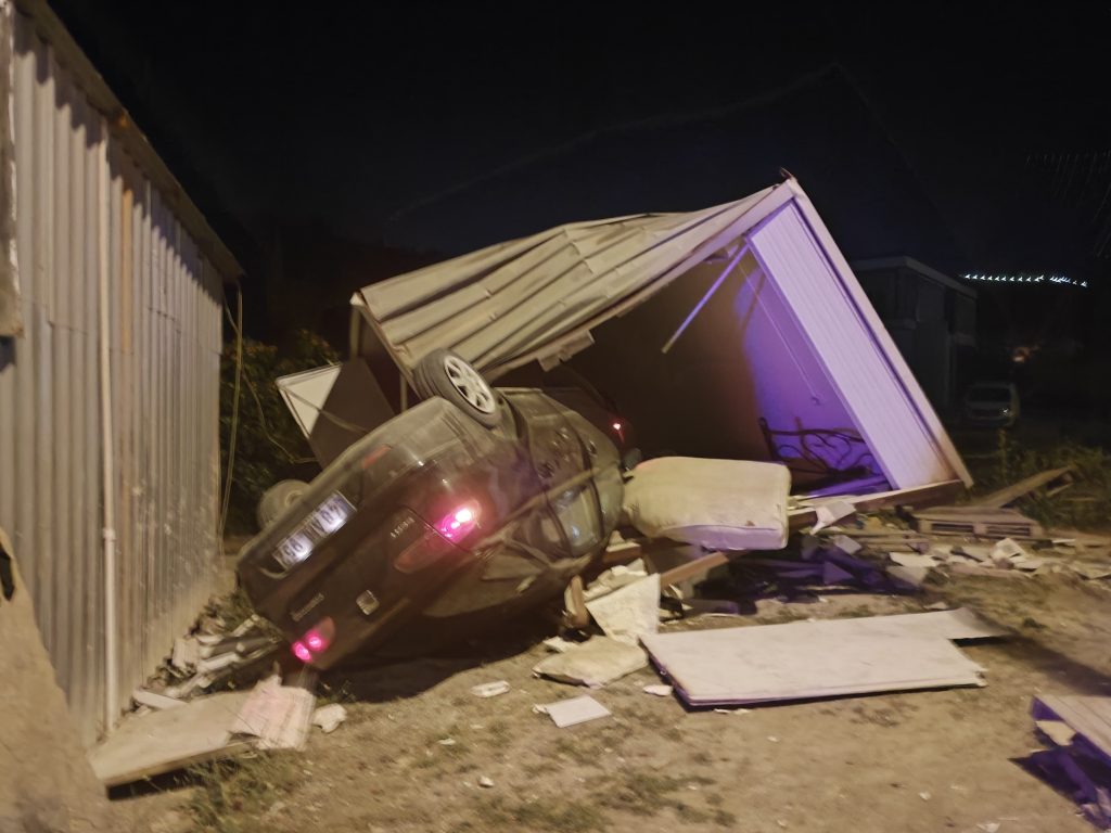 bodrum trafik kazası,  bodrum prefabrik konteyner bodrum kaza, bodrum üç yaralı