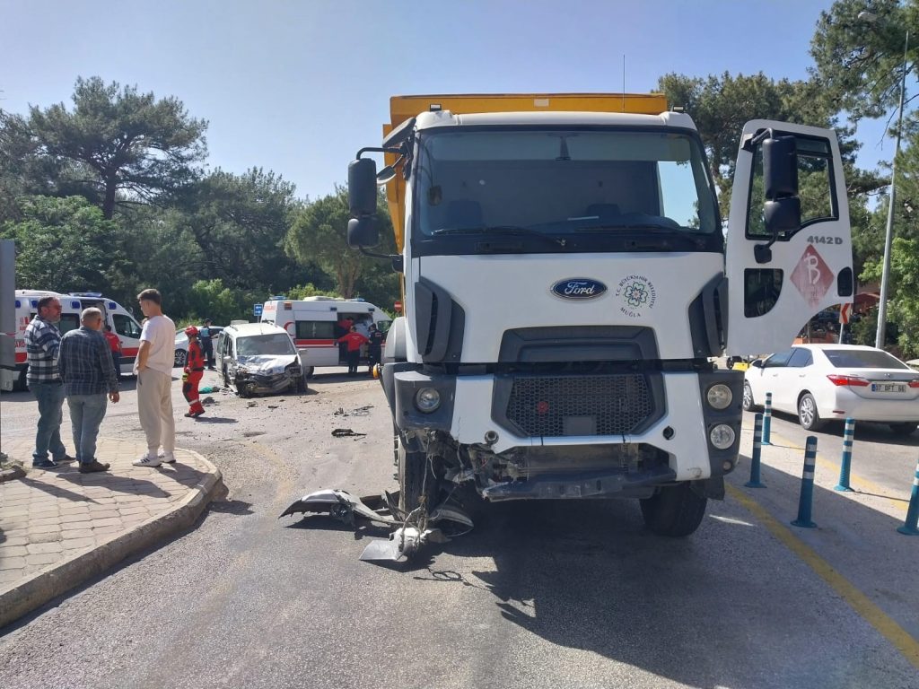 fethiye kamyon kazası, Fethiye trafik kazası, Ovacık Mahallesi