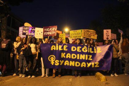 Mor Çatı Kadın Sığınma Vakfı açıklama, toplumsal cinsiyet genelgesi, Aile ve Sosyal Hizmetler Bakanlığı genelgesi