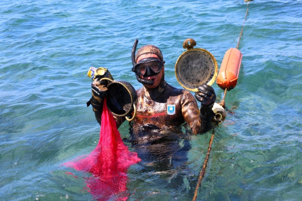 bitez sahili deniz dibi temizliği, bodrum bitez, bodrum sahili deniz dibi temizliği, bodrum bitez sahili, bodrum belediyesi deniz dibi temizliği