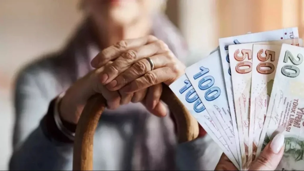 emekli ikramiyesi ne zaman yatacak, kurban bayramı ikramiyesi ne zaman yatacak, emekli kurban bayram ikramiyesi ne zaman yatacak, 4 bin lira emekli ikramiyesi, kurban bayramı