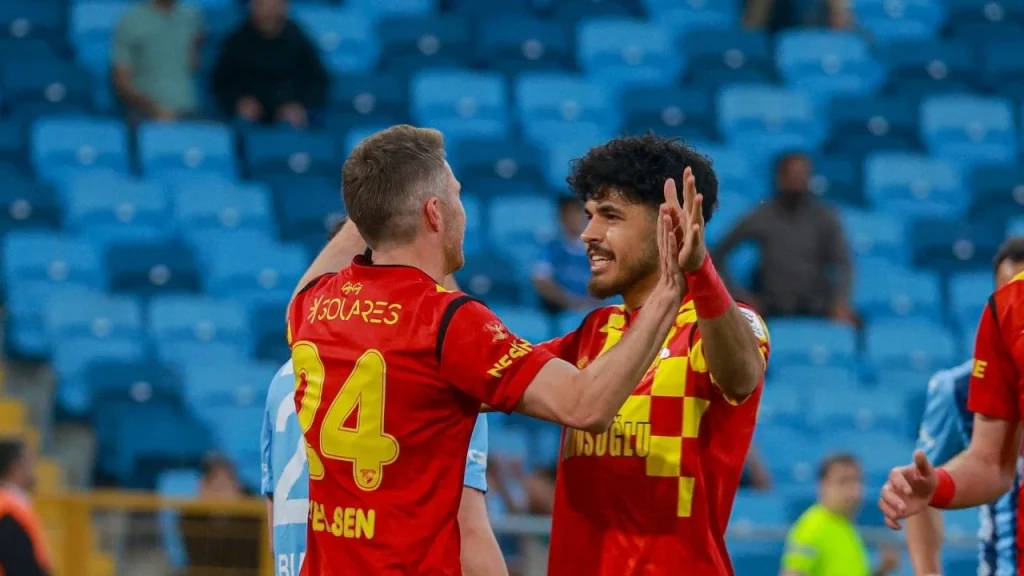 Kasımpaşa Göztepe maçı
Kasımpaşa Göztepe muhtemel 11
Kasımpaşa Göztepe hangi kanalda
Kasımpaşa Göztepe ne zaman
Kasımpaşa Göztepe maçı saat kaçta