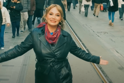 pınar aydınlar kimdir, sanatçı pınar aydınlar, sanatçı pınar aydınlar kimdir, pınar aydınlar tahliye, pınar aydınlar