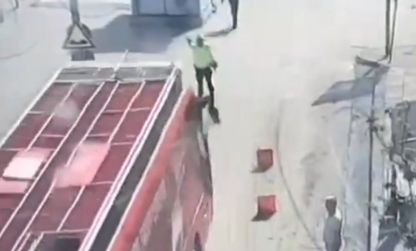 chp otobüs şöförü, chp otobüsü polisin üzerine, chp otobüs şöförü dmm, chp otobüsü, gökhan gülyurt
