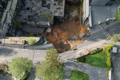 maslak yol çöktü sarıyer yol çöktü eski büyükdere caddesi sarıyer'de yol çöktü büyükdere caddesi