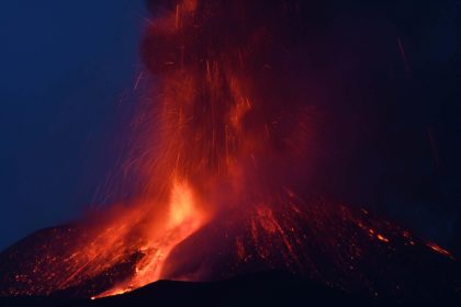 etna yanardağı nerede etna yanardağı son dakika etna yanardağı patladı etna yanardağı en son ne zaman patladı etna yanardağı