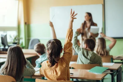 2025 okullar ne zaman kapanacak okullar ne zaman kapanacak karne günü ne zaman okullar ne zaman başlayacak yaz tatili ne zaman