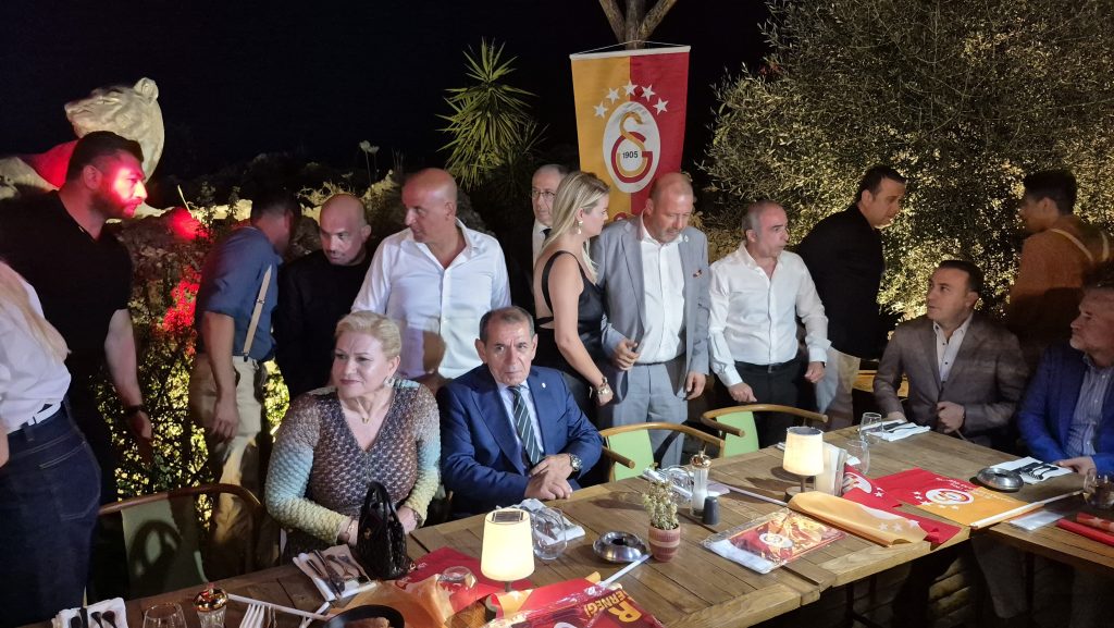 galatasaray şampiyonuk kutlaması, galatasaray bodrum, victor osimhen, dursun özbek, okan buruk