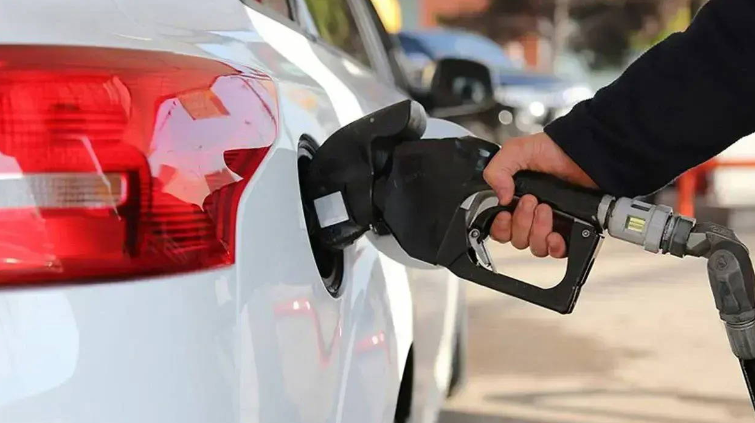 Akaryakıt fiyatları görseli