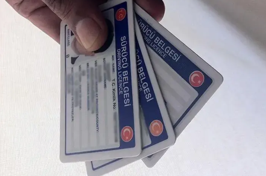 ehliyet yenileme için gerekli evraklar 2025, ehliyet yenileme son gün, ehliyet yenileme için ne gerekiyor, ehliyet yenileme son gün ne zaman, eski tip ehliyet yenileme