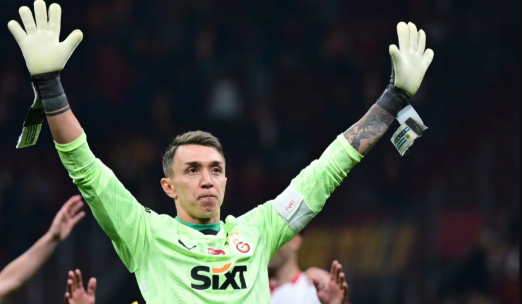 muslera hangi takıma gitti, estudiantes, muslera estudiantes, muslera transfer, fernando muslera