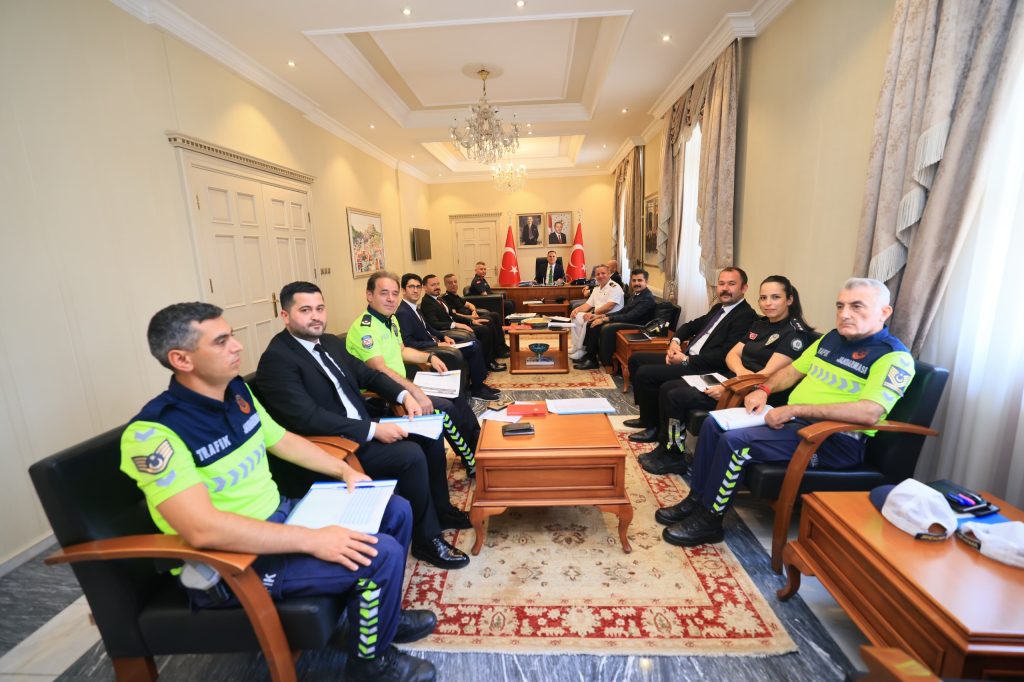 kurban bayramında muğlaya kaç kişi geldi, kurban bayramında muğla ziyaretçi sayısı, muğla kurban bayramı, muğla valisi kurban bayramı, idris akbıyık