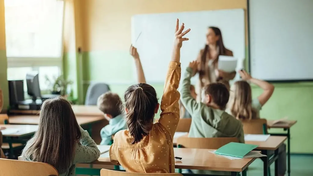 arefe günü okullar tatil mi
arefe günü resmi tatil mi
arefe günü okullar
arefe günü okullar yarım gün mü
arefe günü tatil mi