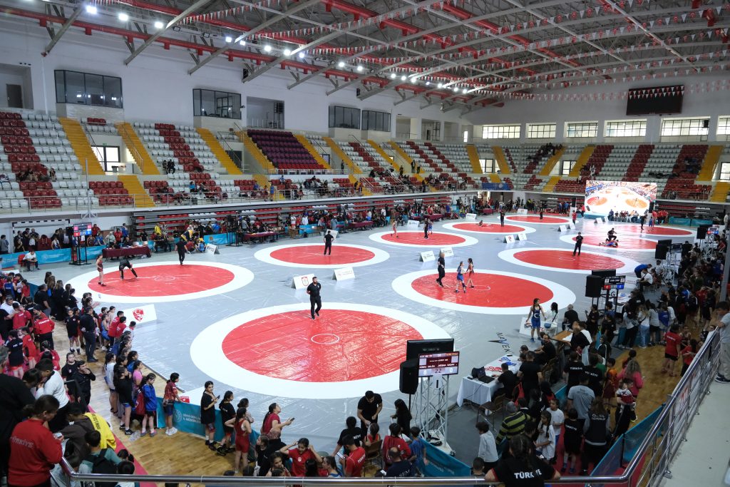 ayça çomak şampiyon güreş kadınlar türkiye şampiyonası muğla