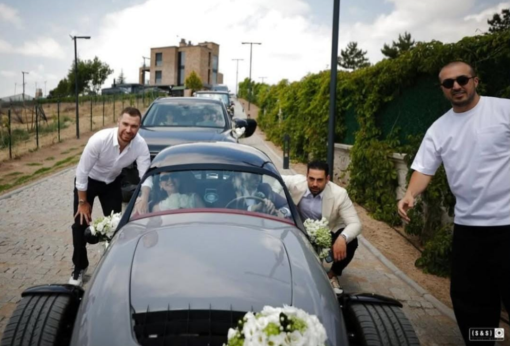 elif engin, ahmet emin ahlatçı, ahlatçı düğün, sinan engin kızı düğün, sinan engin kızı