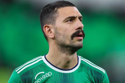 merih demiral fenerbahçe, fenerbahçe merih demiral, al ahli, merih demiral fenerbahçeye gelecek mi, merih demiral