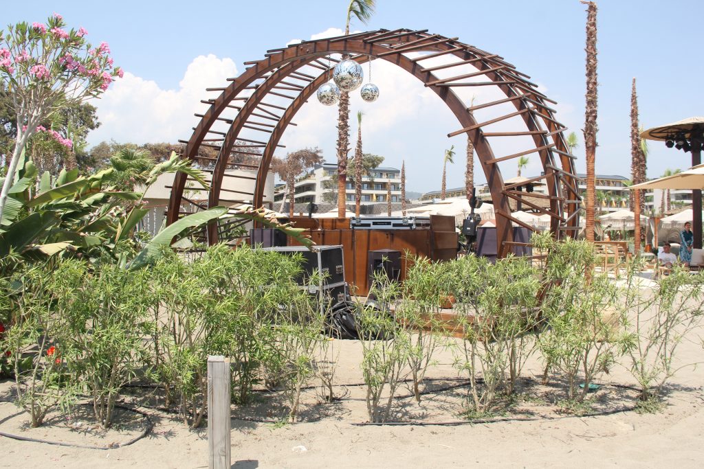 fethiye karataş plajı, karataş plajı, fethiye karataş, fethiye karataş plajı tahrip, fethiye karataş plajı yürüyüş