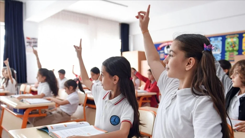 arefe günü okullar tatil mi
arefe günü resmi tatil mi
arefe günü okullar
arefe günü okullar yarım gün mü
arefe günü tatil mi