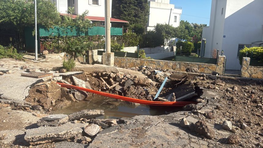 bodrum ana isale hattı, bodrum ana isale hattı patlama, ana isale hattı patlama, bodrum, bodrum yahşi mahallesi