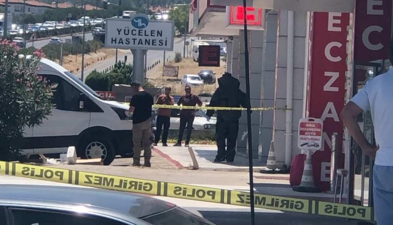 menteşe bomba imha muğla bomba imha muğla yol kenarında valiz