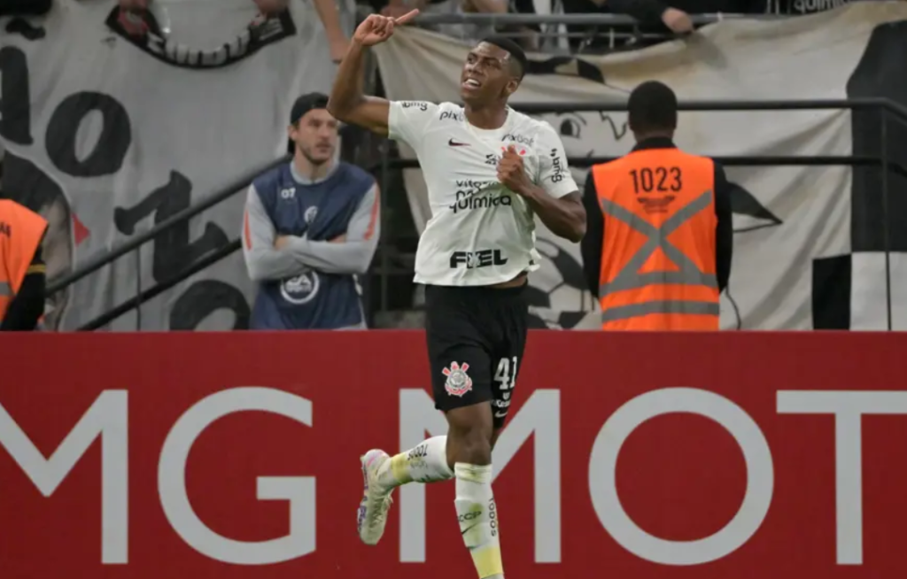 filipe augusto trabzonspor transfer augusto trabzonspor augusto trabzonspor haberleri