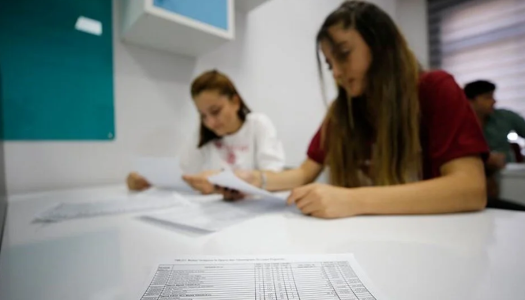 güzel sanatlar ve spor lisesi kayıt
spor lisesi sonuçlari
okul kayıt sorgulama
güzel sanatlar kayıt
spor lisesi kayıt