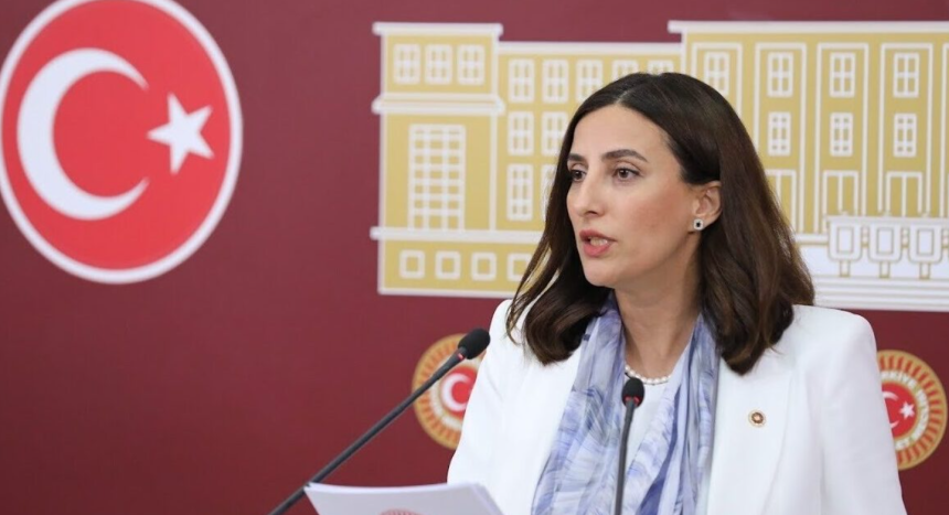 evrim rızvanoğlu kimdir, chp milletvekili, chp evrim rızvanoğlu, evrim rızvanoğlu, evrim rızvanoğlu chpye mi geçt