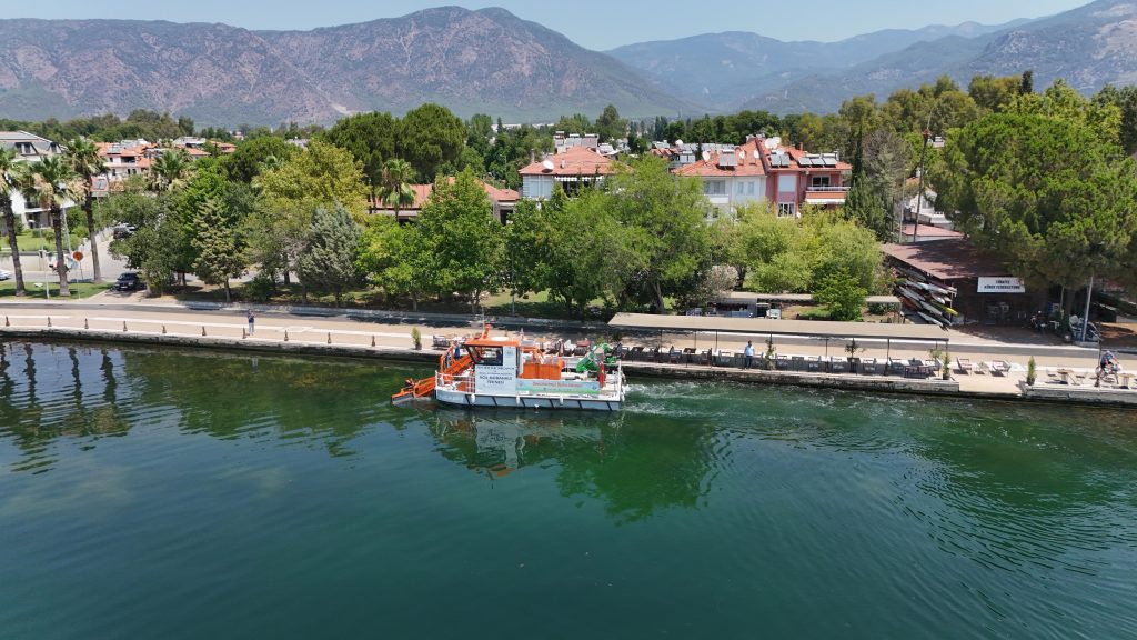 köyceğiz gölü, dalyan kanalı, fethiye limanı, muğla büyükşehir belediyesi, muğla büyükşehir belediyesi acil müdahale teknesi