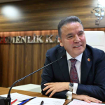 muhittin böcek, antalya belediye başkanı, muhittin böcek kimdir, muhittin böcek kaç yaşında, muhittin böcek nereli
