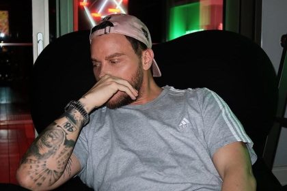 sinan akçıl kaç yaşında, sinan akçıl kimdir, sinan akçıl nereli, sinan akçıl, sinan akçıl evli mi