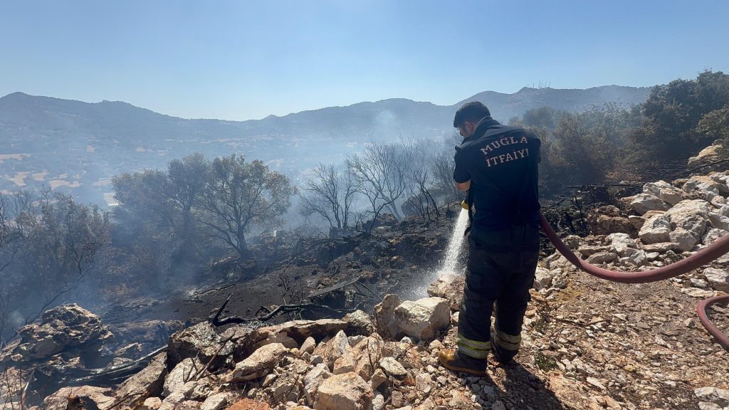 bodrum yakaköy yangın bodrum yangın son dakika 