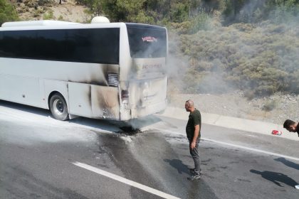 menteşe denizli otobüs, muğla denizli otobüs, menteşe otobüs, menteşe otobüs yangın, muğla otobüs