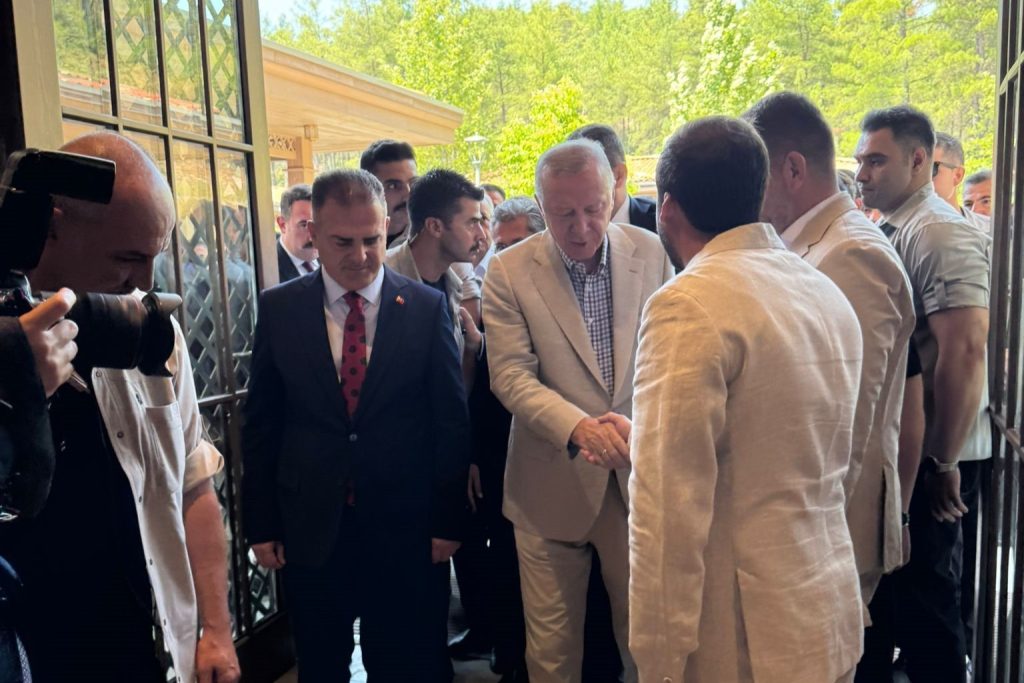 recep tayyip erdoğan, marmaris recep tayyip erdoğan, marmaris millet camii, recep tayyip erdoğan marmaris, cumhurbaşkanı 