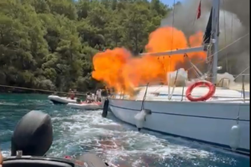 dalaman tekne yangını, dalaman tekne, dalaman sarsala koyu, dalaman sarsala, tekne yangını