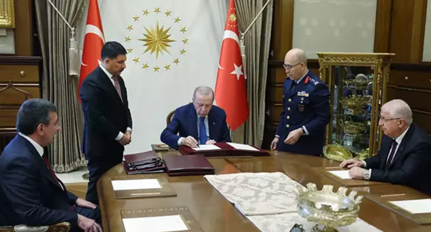 askeri şura 2025, yaş kararları, selcuk bayraktaroglu, genelkurmay başkanı, yas kararlari 2025