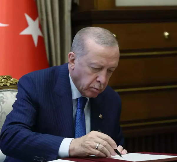 askeri şura 2025, yaş kararları, selcuk bayraktaroglu, genelkurmay başkanı, yas kararlari 2025