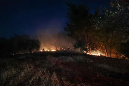 çanakkale yangın söndü mü, çanakkale de yangın, çanakkale yangın kontrol altına alındı mı, canakkale yangin, çanakkale yangın haberleri