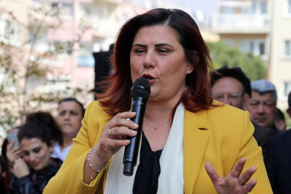 özlem çerçioğlu istifa, chp den istifa eden belediye başkanları, özlem çerçioğlu kimdir, özlem çerçioğlu açıklama, aydın büyükşehir belediye başkanı