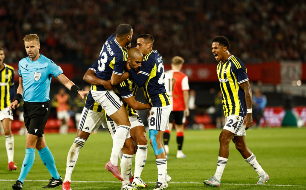Etiketler: fenerbahçe benfica maçı, fenerbahçe benfica şampiyonlar ligi, fenerbahçe benfica hangi kanalda, fenerbahçe benfica ne zaman, fenerbahçe benfica maçı saat kaçta