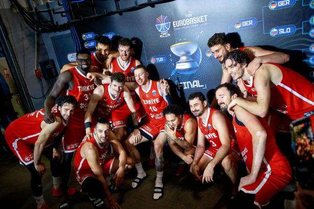 türkiye almanya maçı hangi kanalda, türkiye almanya maçı ne zaman, 12 dev adamın maçı saat kaçta, 12 dev adam, eurobasket 2025