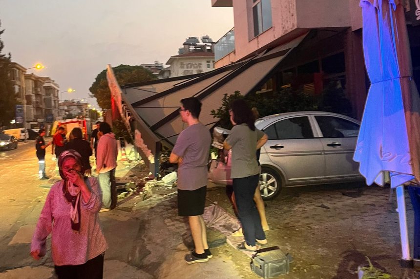 milas kontrolden çıkan araç, milas kaza, milas trafik kazası, milas ismetpaşa mahallesi, milas